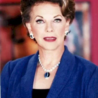  Regina Torne
