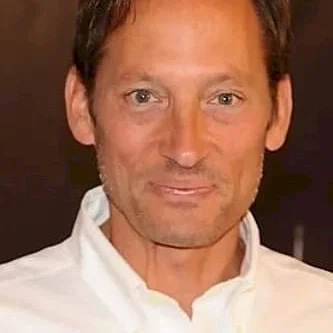  Tony Peck
