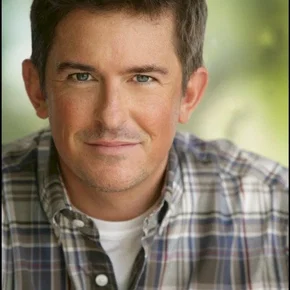 Photo star : Charlie Schlatter