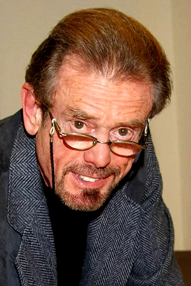  Neil Ross