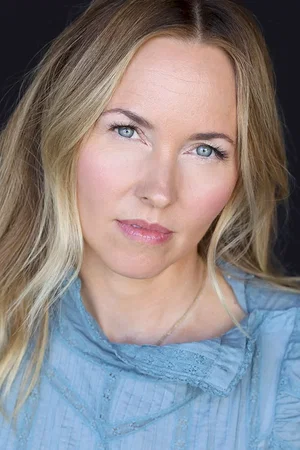  Amy Hathaway photo