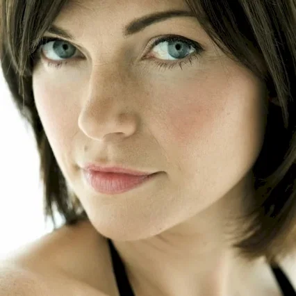 Nicole de Boer