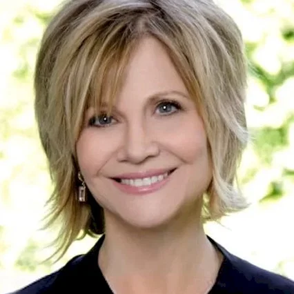  Markie Post