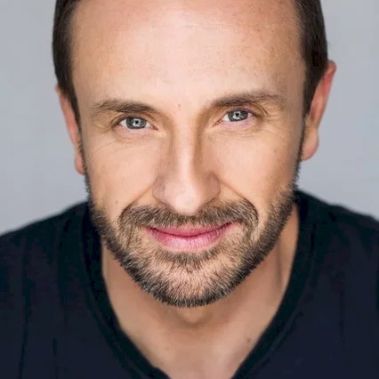  Mitchell Butel