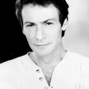 Photo star : Robin Sachs