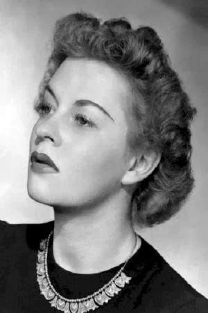  Uta Hagen photo