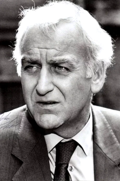  John Thaw