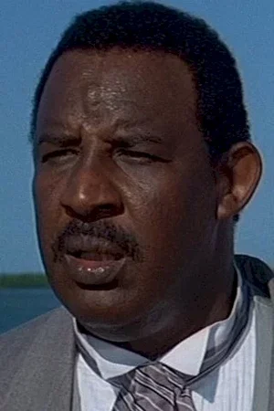  Frank McRae photo