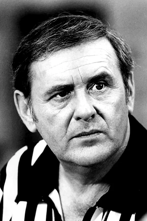  Eugene Roche