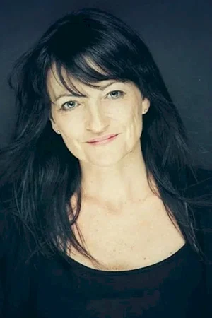 Julia Worsley photo