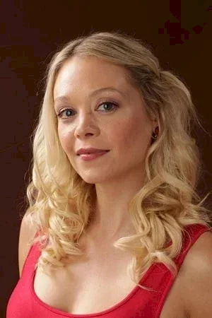  Alexandra Holden