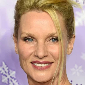 Photo star :  Nicollette Sheridan