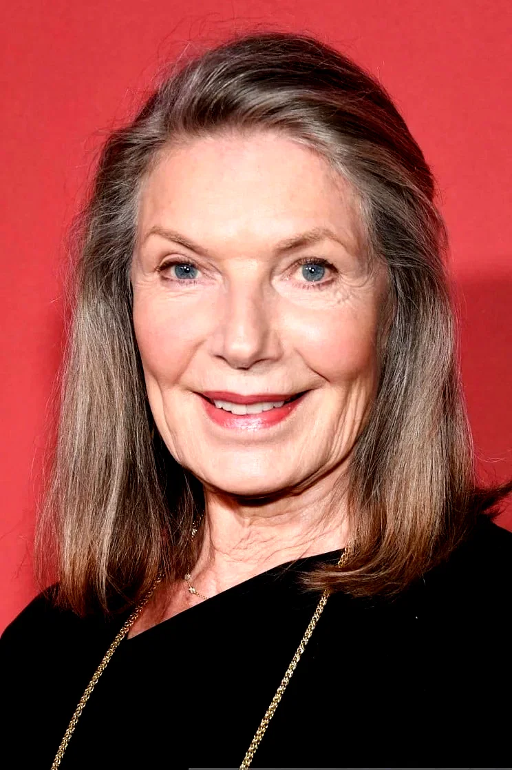  Susan Sullivan