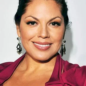 Photo star : Sara Ramirez