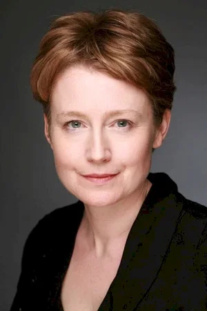  Zara Turner photo