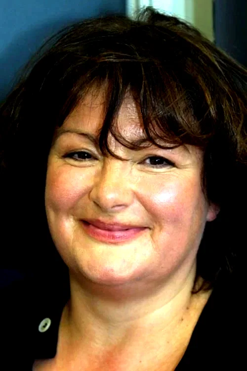  Antonia Bird