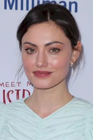Phoebe Tonkin photo