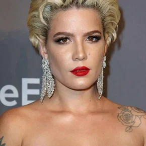 Photo star :  Halsey