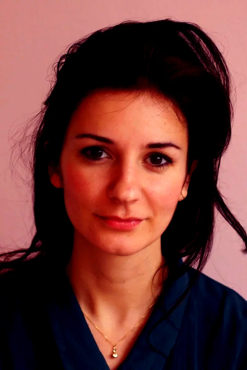  Ena Sendijarević