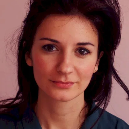 Ena Sendijarević