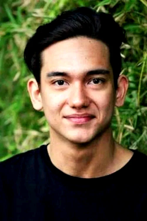  Adipati Dolken