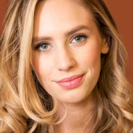  Dylan Penn