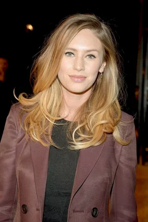  Dylan Penn