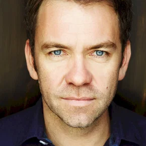 Photo star : Brendan Cowell