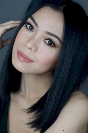  Yennis Cheung photo