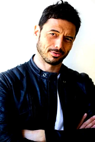  Rafael Petardi