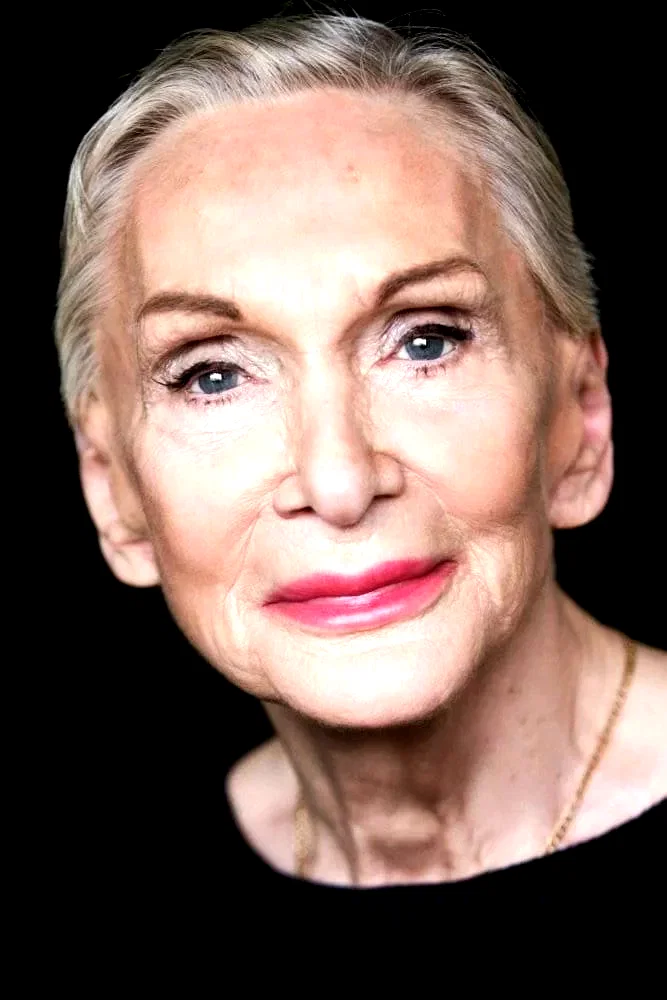 Sian Phillips