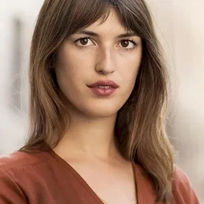 Photo star :  Jeanne Damas