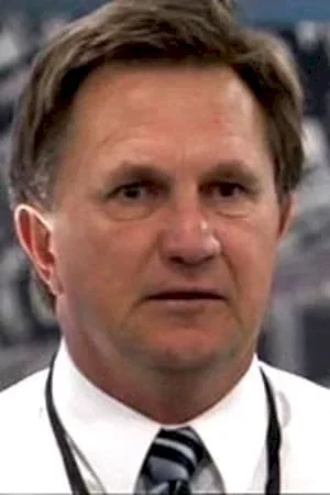  Frankie J. Holden photo