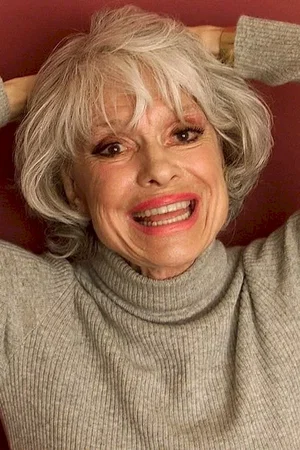  Carol Channing