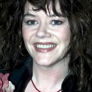  Josie Lawrence