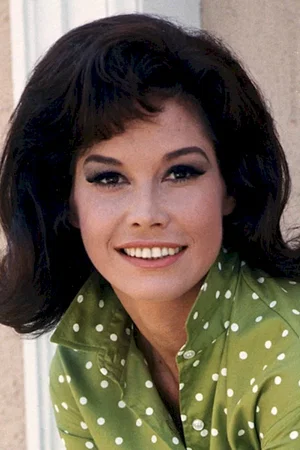  Mary Tyler Moore