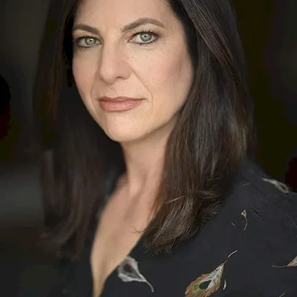  Dina Pearlman
