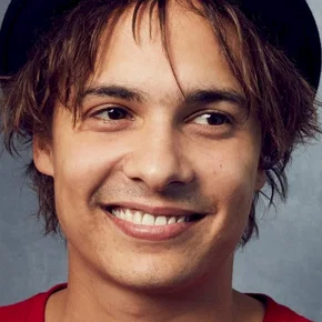 Photo star : Frank Dillane