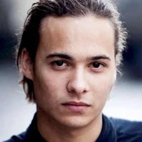 Photo star : Frank Dillane