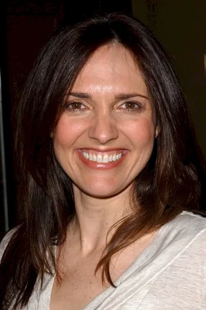  Ashley Laurence photo
