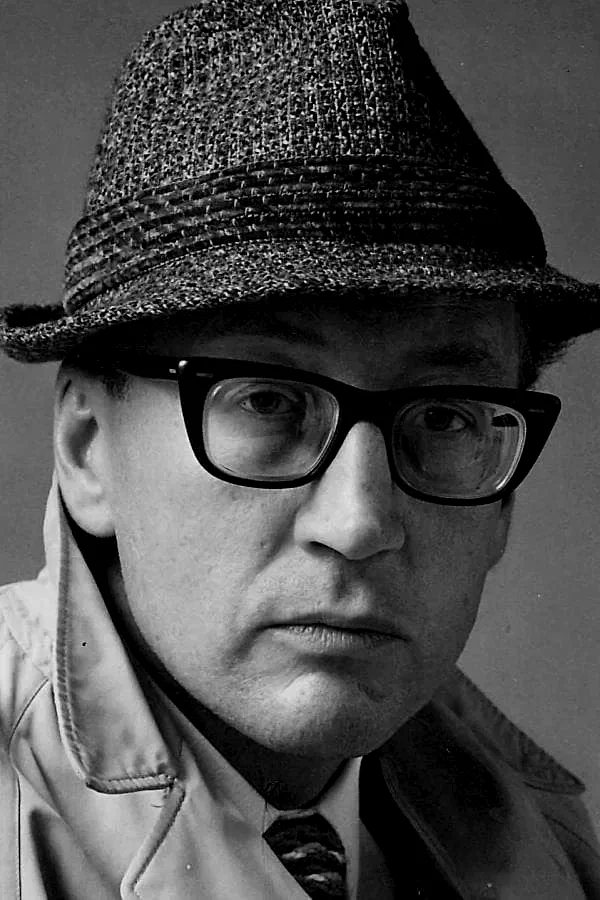  Bernard Hepton