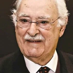 Ruy De Carvalho