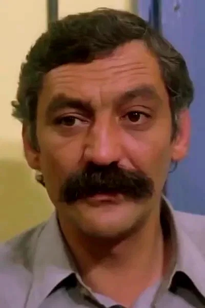  Savas Yurttas