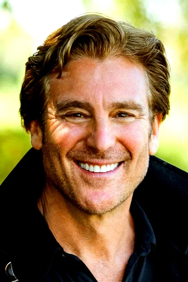  Michael T. Weiss