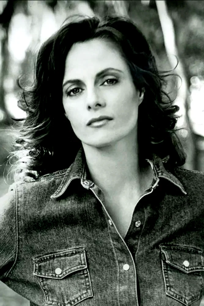Lisa Blount