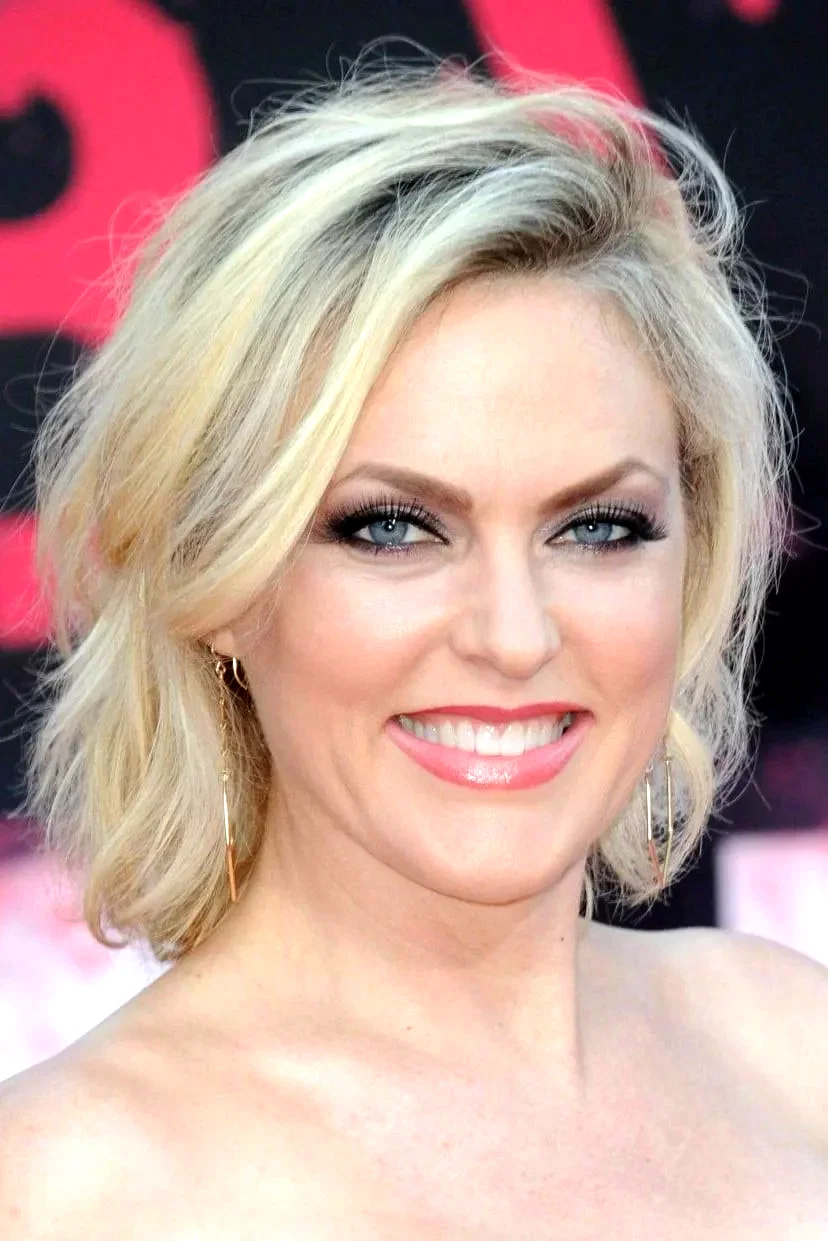 Elaine  Hendrix