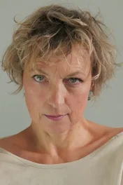  Ann-gisel Glass