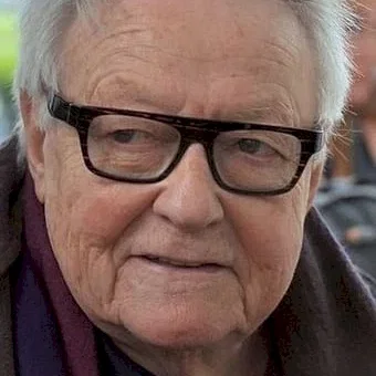 Roger Dumas