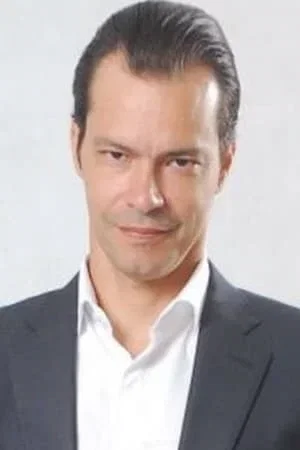  Heitor Martinez photo