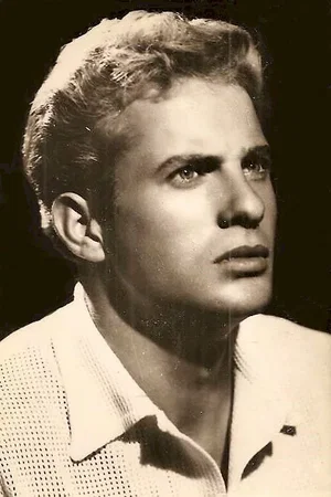  Manuel Gil photo